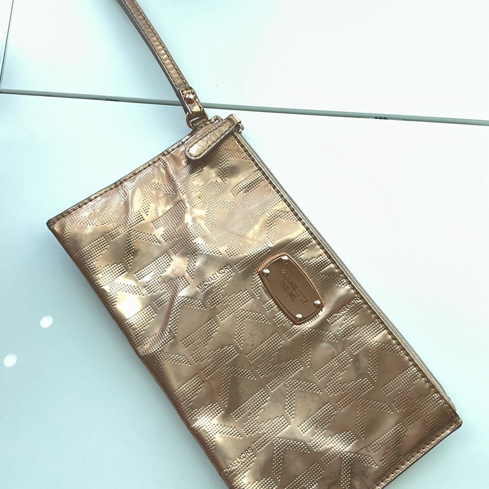 Gold Designer Wristlet Clutch Michael Kors